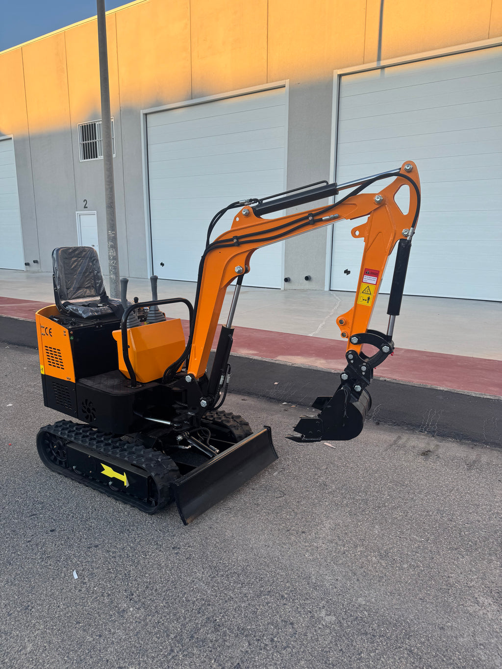 Mini Excavadora Nueva Giratoria 1000 Kg JPC Motor Koop de 1 Cilindro Con Enfriador de Aceite