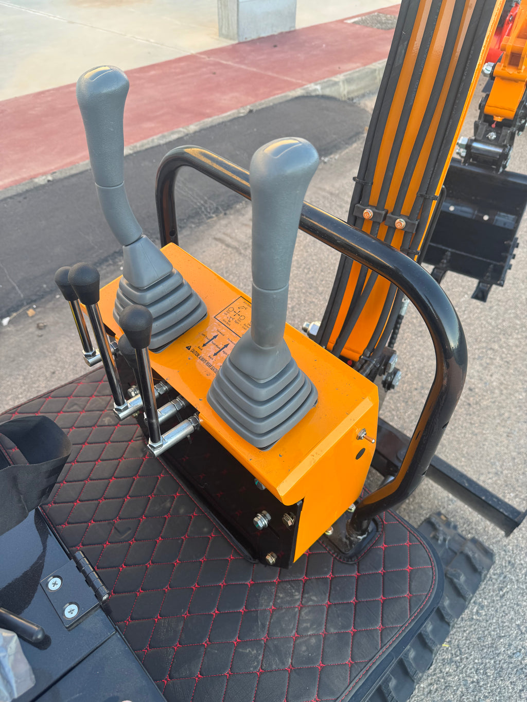Mini Excavadora Nueva Giratoria 1000 Kg JPC Motor Koop de 1 Cilindro Con Enfriador de Aceite