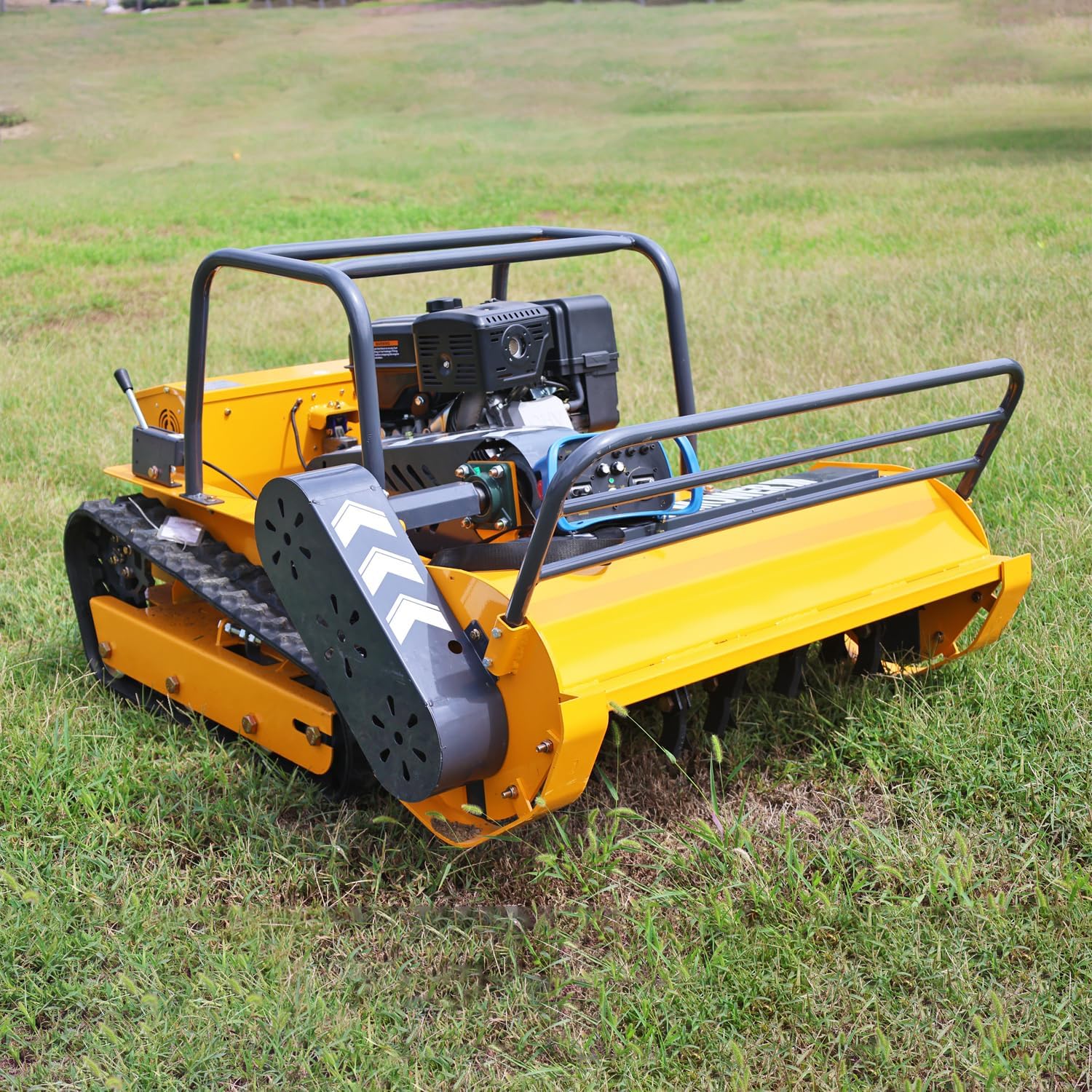 Robot Desbrozadora radiocontrol Gasolina motor Loncin 459CC teledirigida