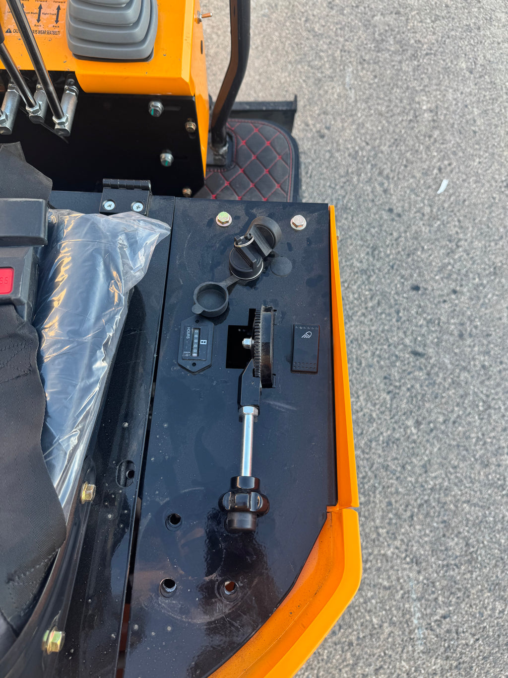 Mini Excavadora Nueva Giratoria 1000 Kg JPC Motor Koop de 1 Cilindro Con Enfriador de Aceite