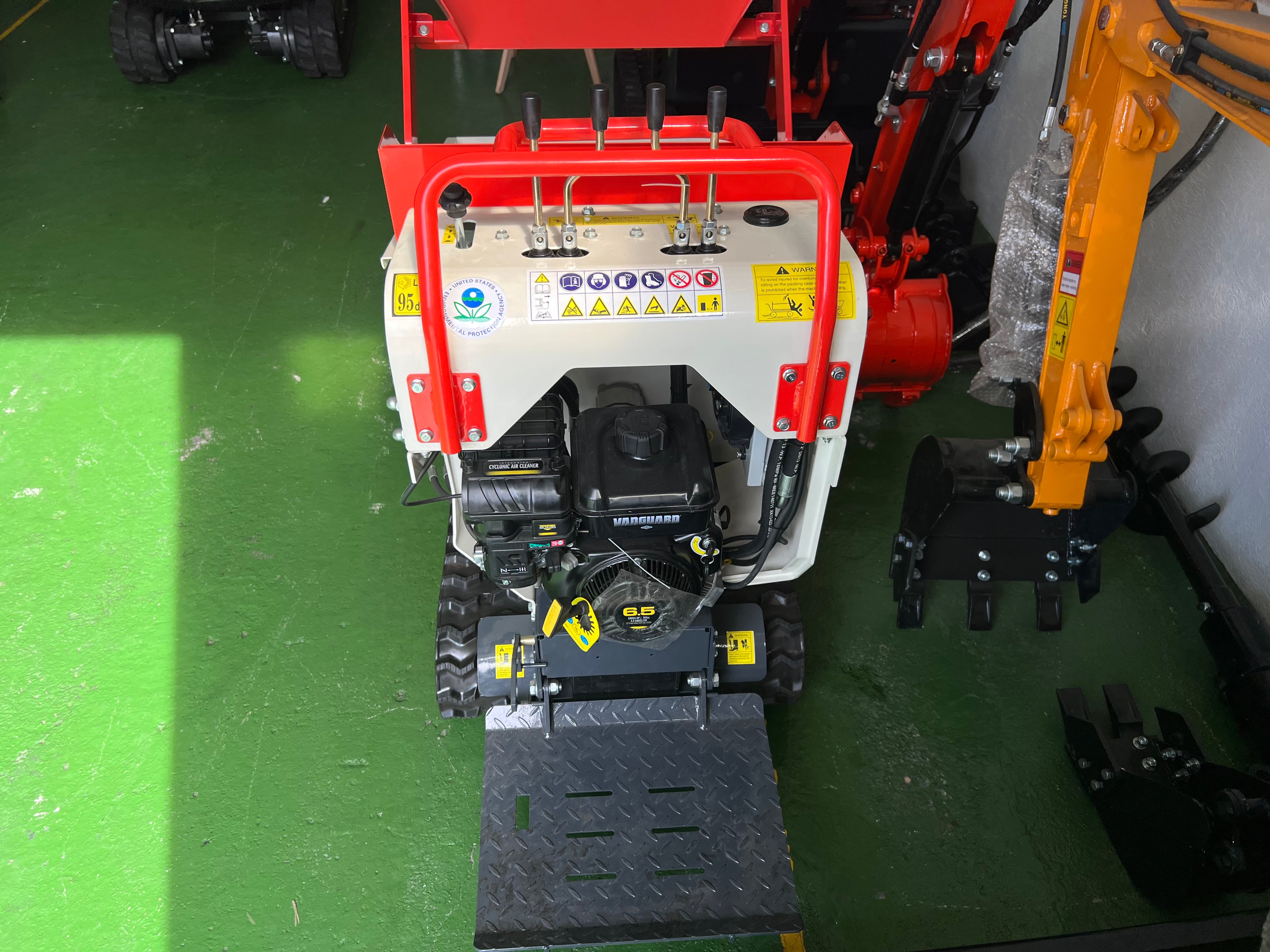 Mini Dumper 500Kg Autocargable de orugas