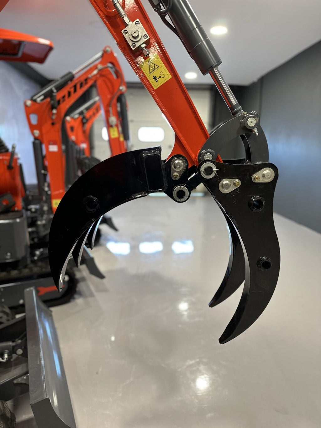 Pinza garra para Mini Excavadora