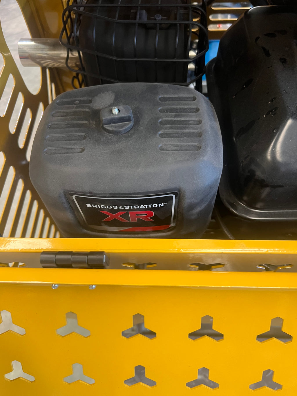 Dumper Hormigonera de orugas 200L autocargable