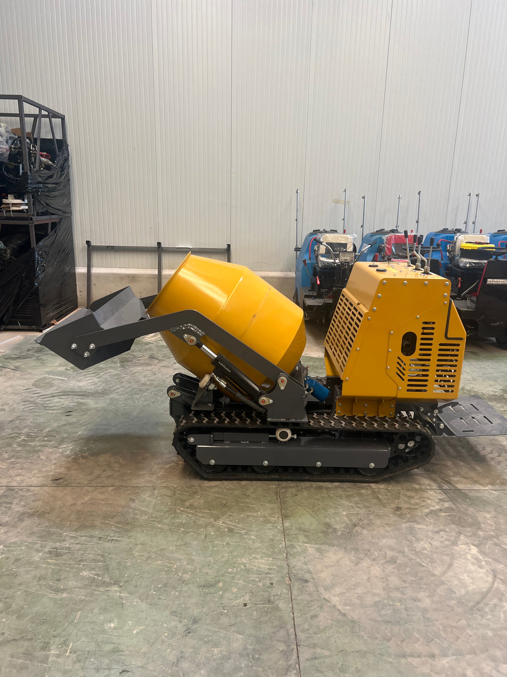 Dumper Hormigonera de orugas 200L autocargable