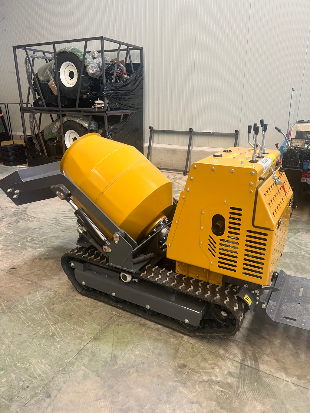 Dumper Hormigonera de orugas 200L autocargable