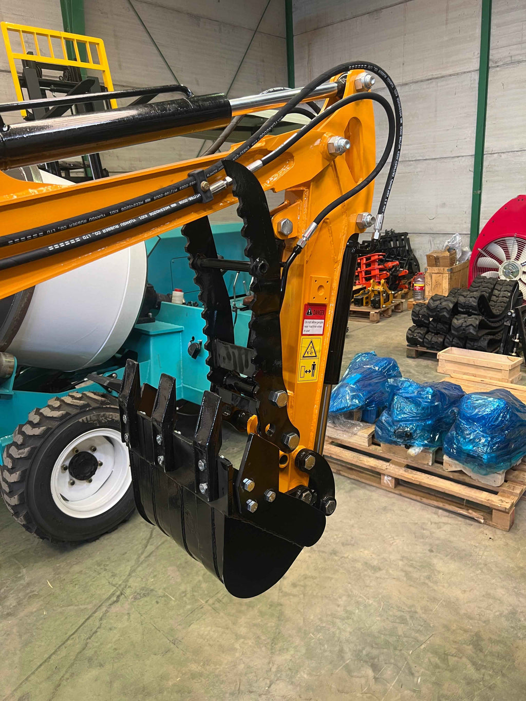 Mini Excavadora Segunda Mano Giratoria 1000 Kg JPC Motor Koop de 1 Cilindro Con Enfriador de Aceite