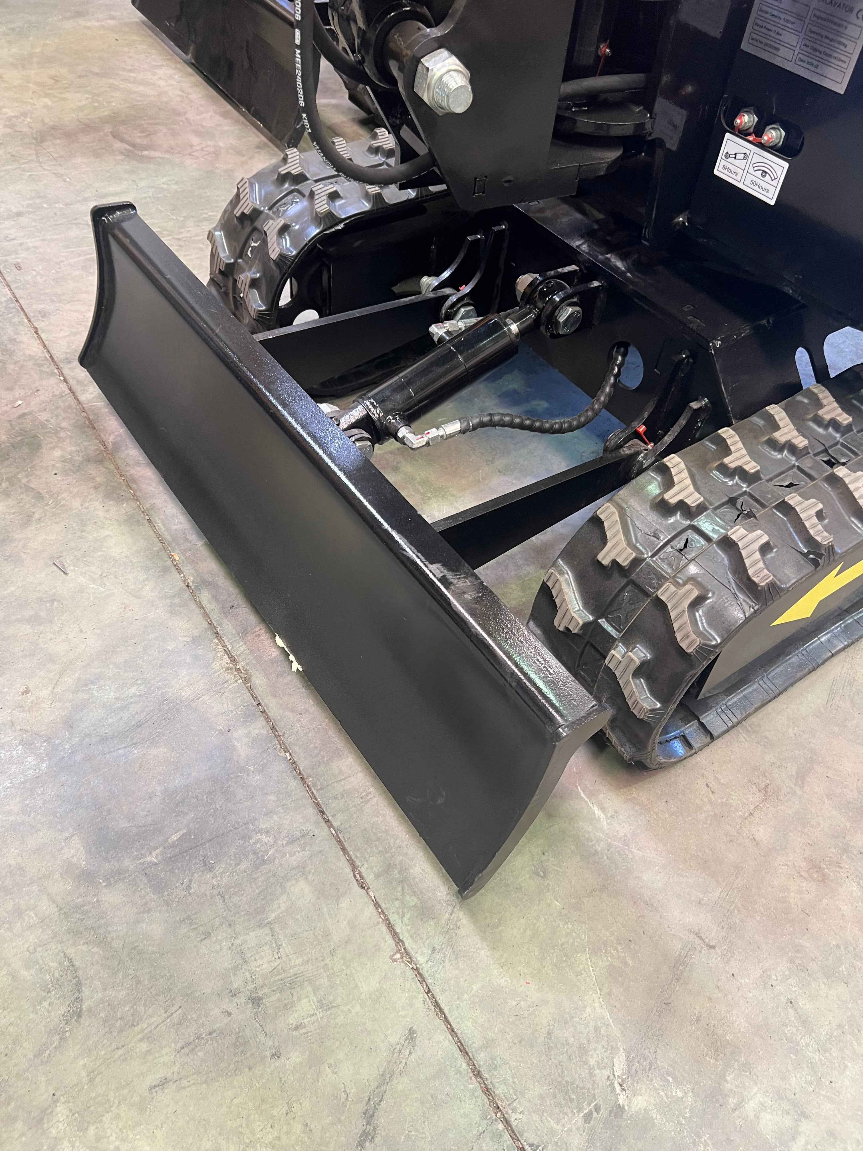 Mini Excavadora Segunda Mano Giratoria 1000 Kg JPC Motor Koop de 1 Cilindro Con Enfriador de Aceite