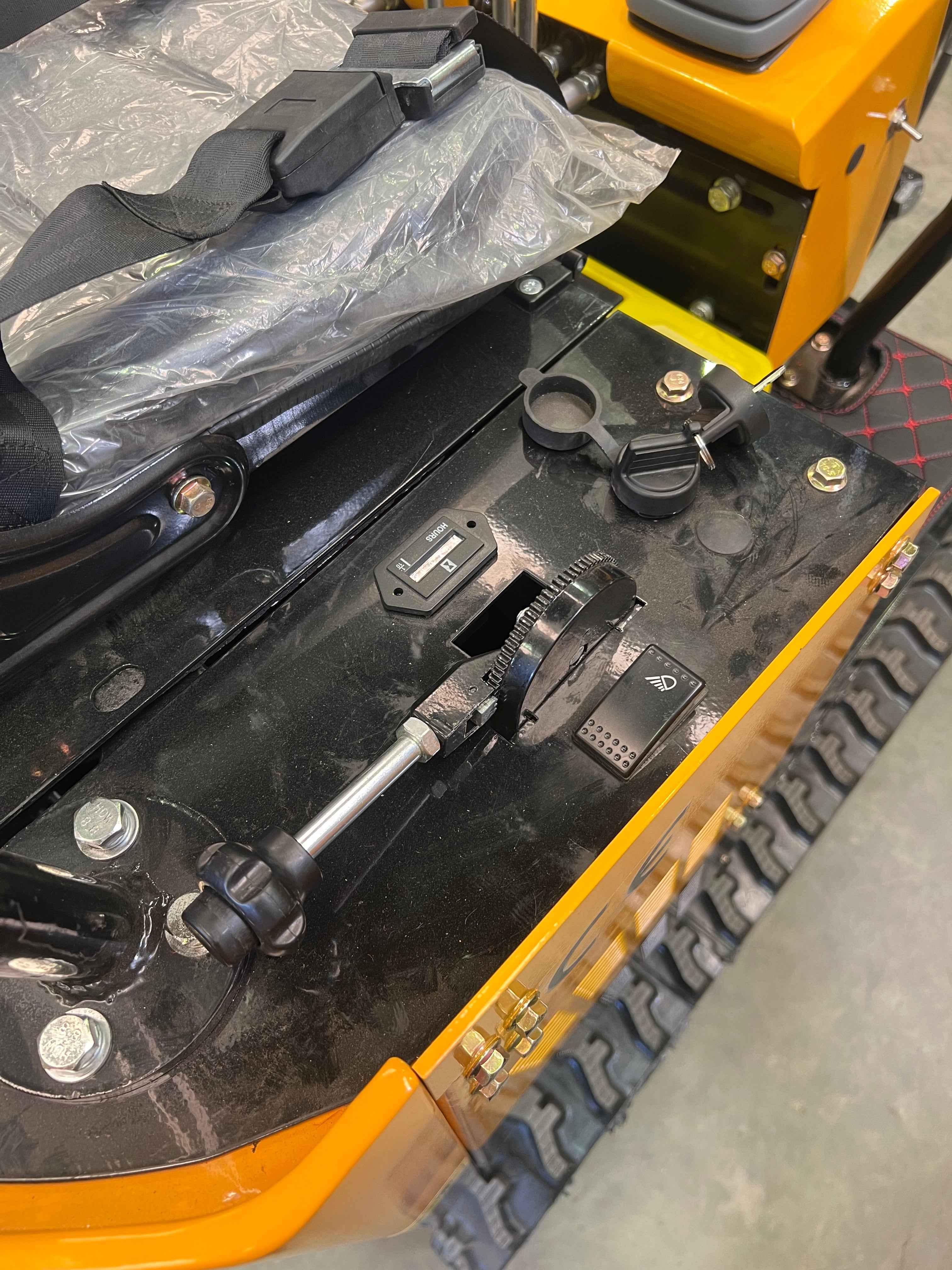 Mini Excavadora Segunda Mano Giratoria 1000 Kg JPC Motor Koop de 1 Cilindro Con Enfriador de Aceite