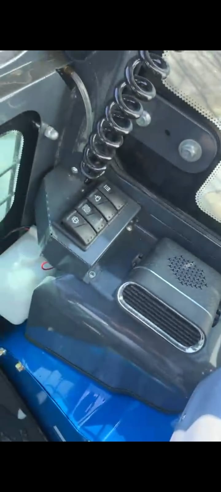 Excavadora Rippa R15 Kubota D722 Cabinada, Orugas Ext, 2 Veloc, Enganche Hidraulico