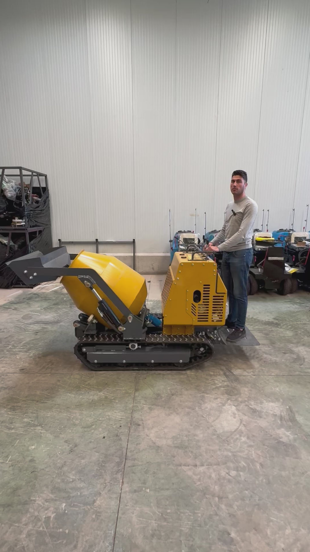 Dumper Hormigonera de orugas 200L autocargable